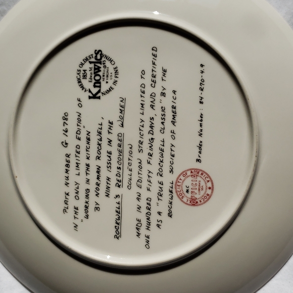 Norman Rockwell Plate, "Working in the Kitchen" - Picture 3 of 5